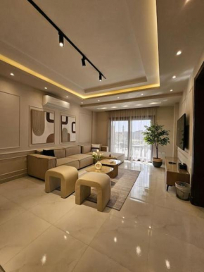 Luxury 2 Bedroom Residence by A1 - 201